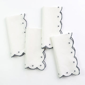 Scalloped Knot Light Blue Embroidered Linen Napkin | Set of 4
