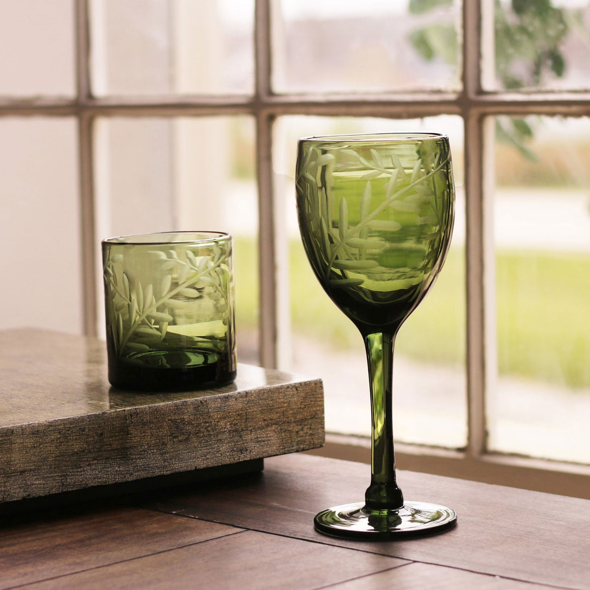 GLASS Fern Wine S4 (Dark Green)